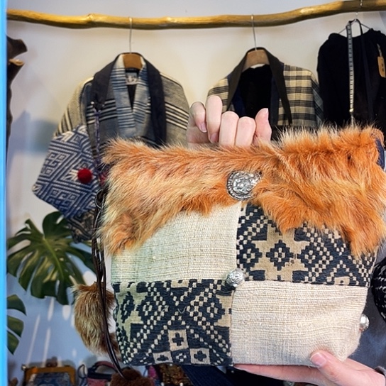 织绣手工制作包包