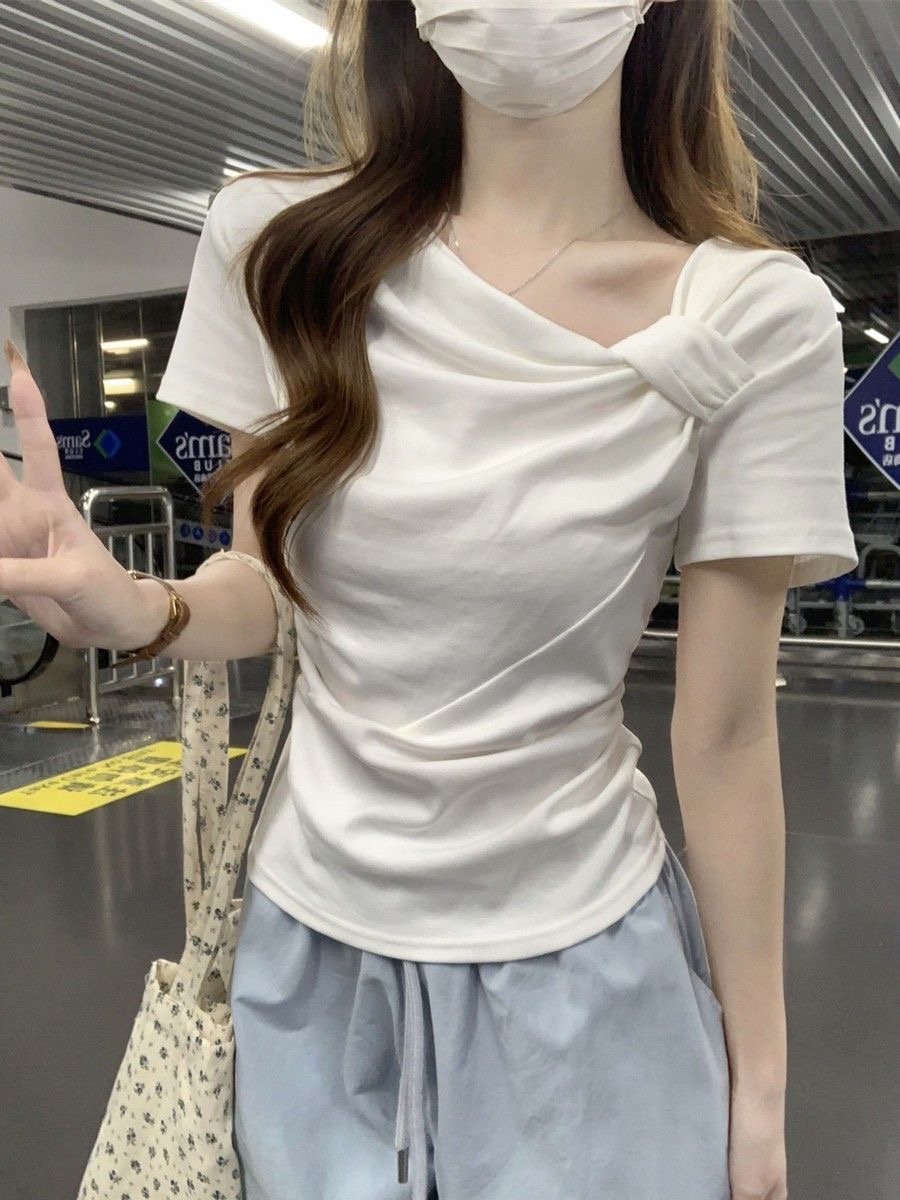 纯欲设计感蝴蝶结露肩短袖T恤女2025夏季新款修身收腰抽褶上衣