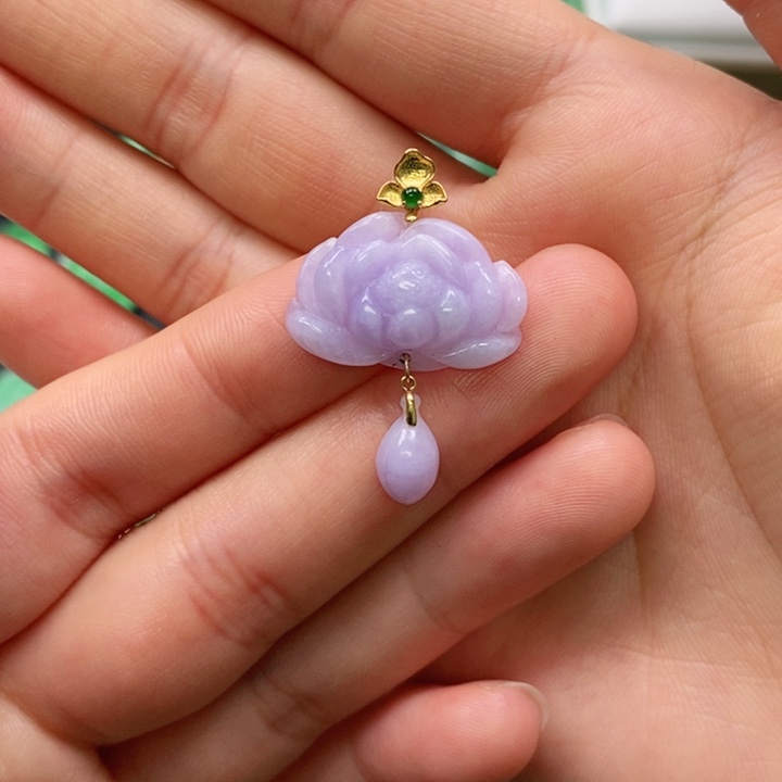 翡翠未镶嵌颈饰吊坠