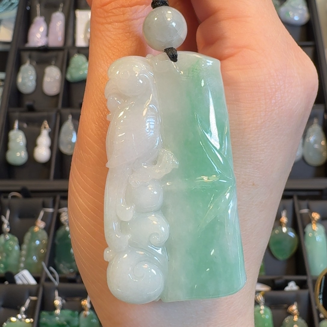 翡翠挂件未镶嵌节节高