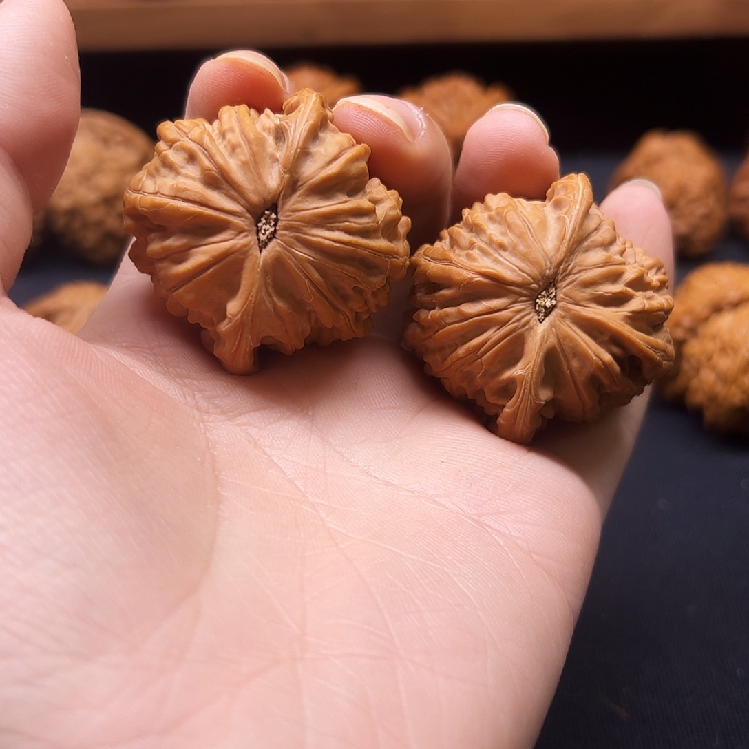 土***泥核桃把件山地磨盘43全品