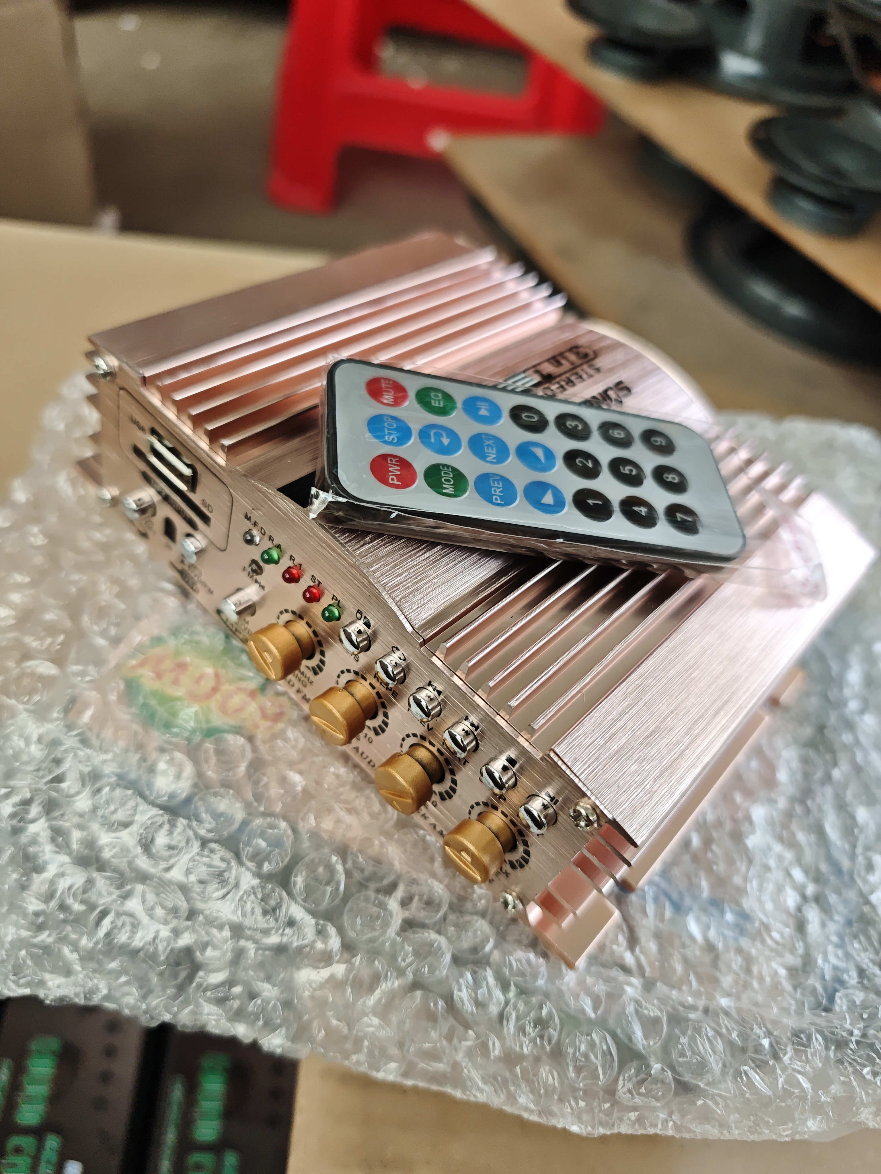 8新  铝合金功放一台的价格12V音箱功放。