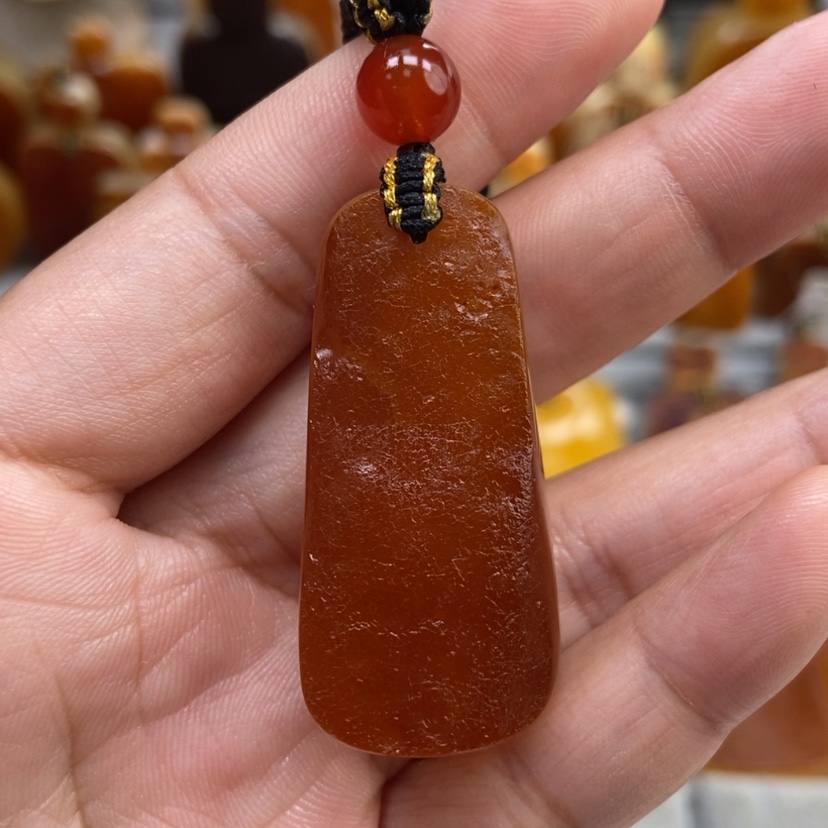 【闪购商品】琥珀颈饰未镶嵌