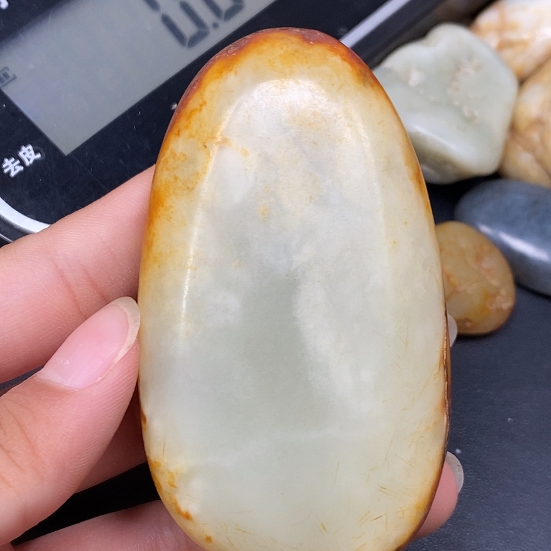 和田玉（糖玉）未镶嵌挂件