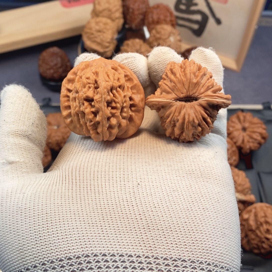 文玩核桃把件42尺挂月峰四座楼S422