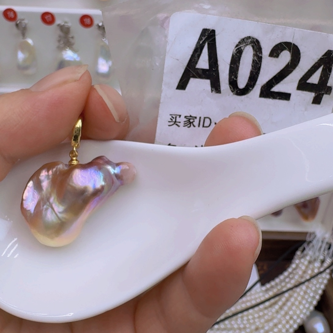 银S925镶嵌淡水珍珠巴洛克