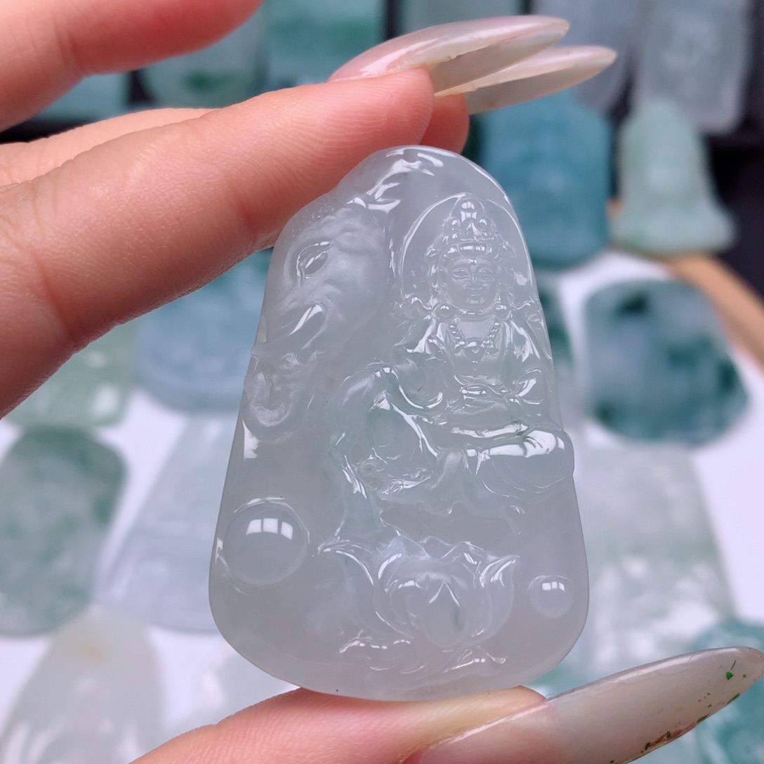 【闪购商品】翡翠颈饰未镶嵌?****i冰种普贤