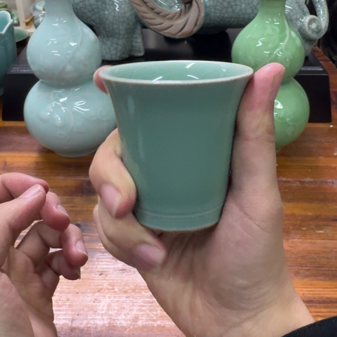 龙泉青瓷茶具微瑕7302