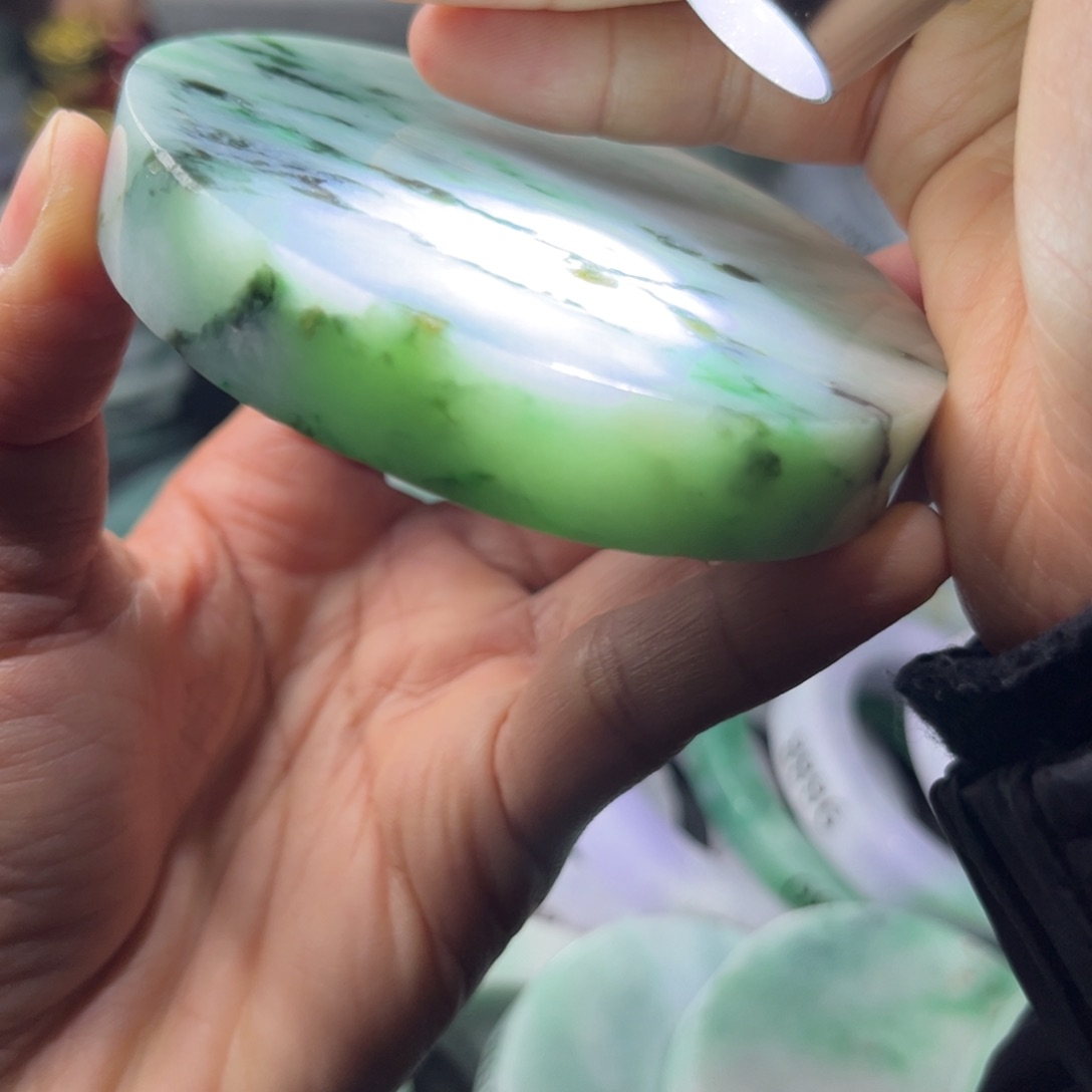 定制翡翠手镯未镶嵌