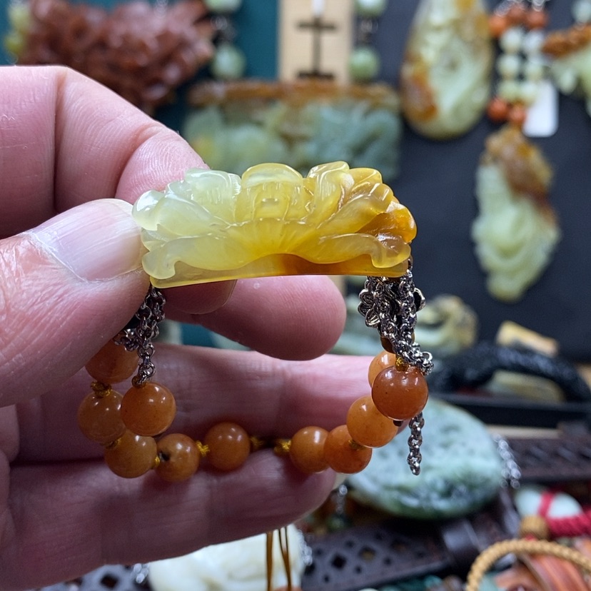 【闪购商品】蛇纹石玉手牌未镶嵌