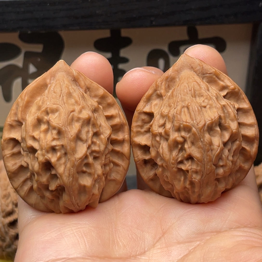 吊坠文玩核桃40大红袍