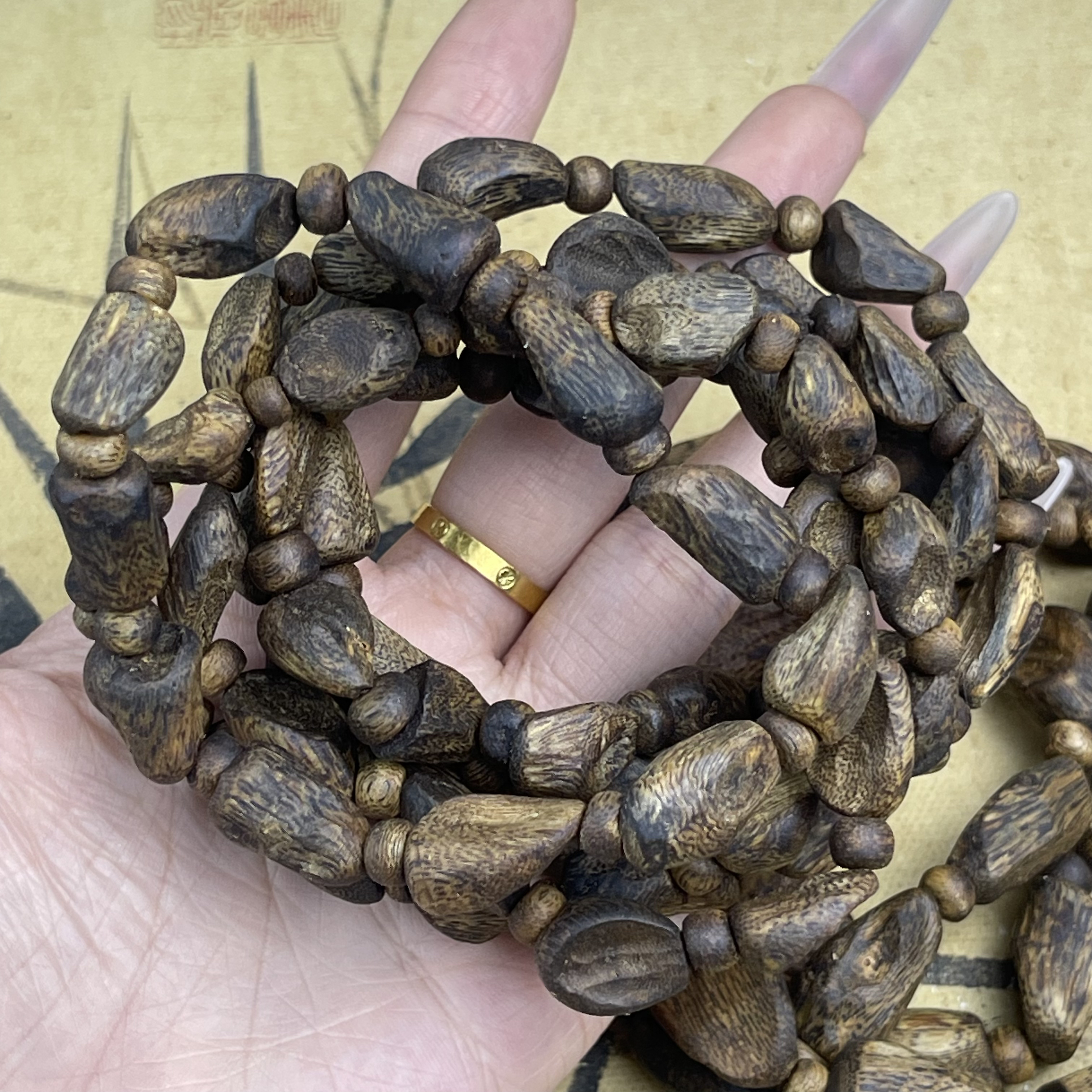 沉香奇楠沉香树丁手串多样性选择