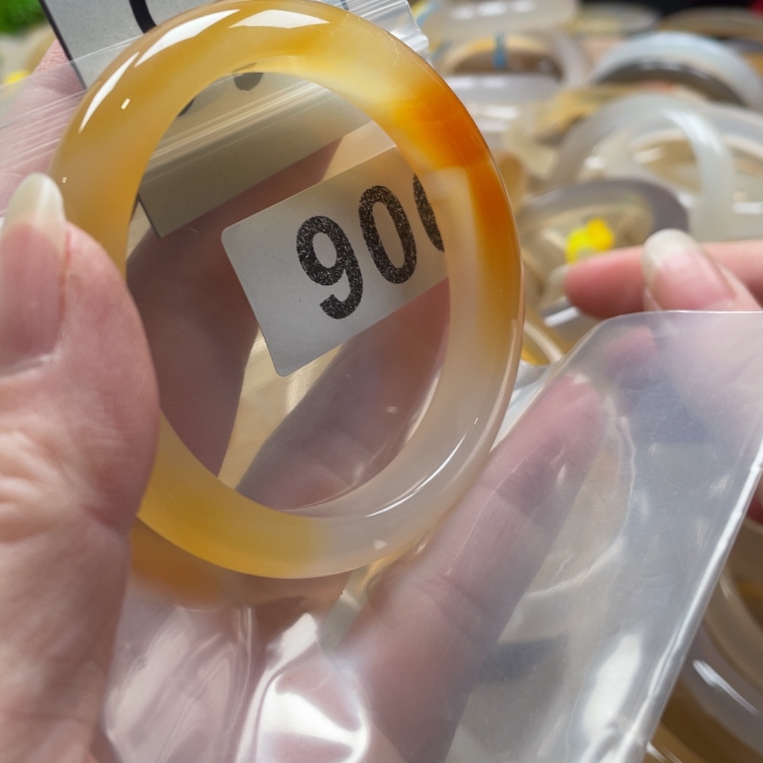 玛瑙/玉髓未镶嵌手镯