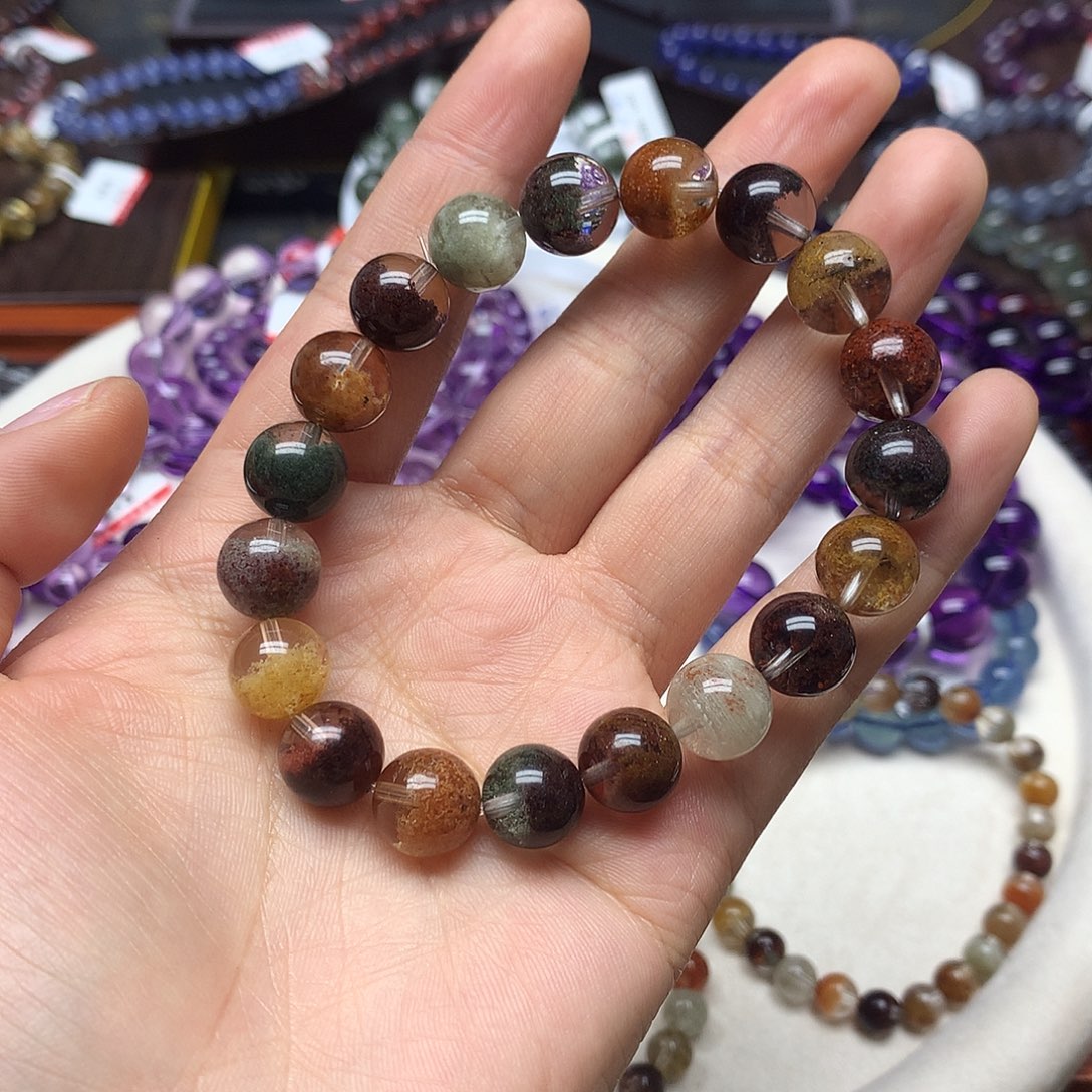 水晶手绳未镶嵌不****?手链