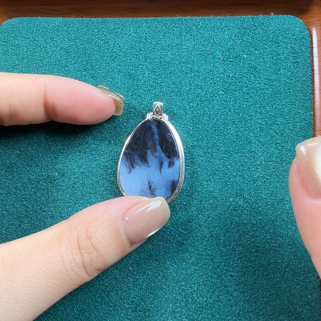 和田玉银S925镶嵌颈饰