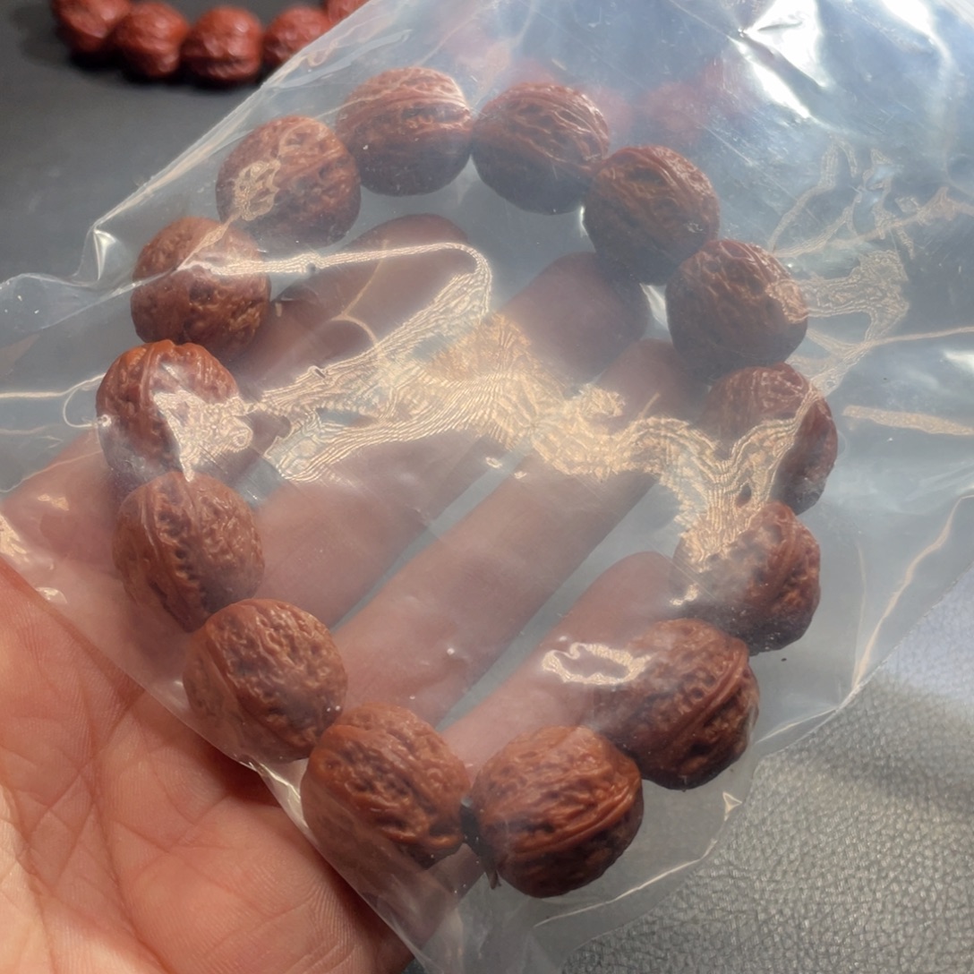 城***.文玩核桃手串核桃