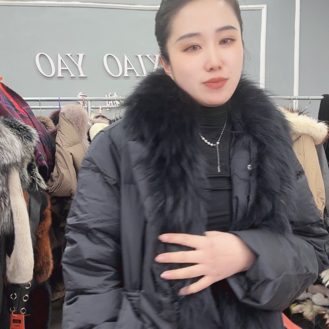 姚小妖家高端皮草