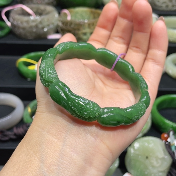 和田玉手镯56+圈口 编号31未镶嵌