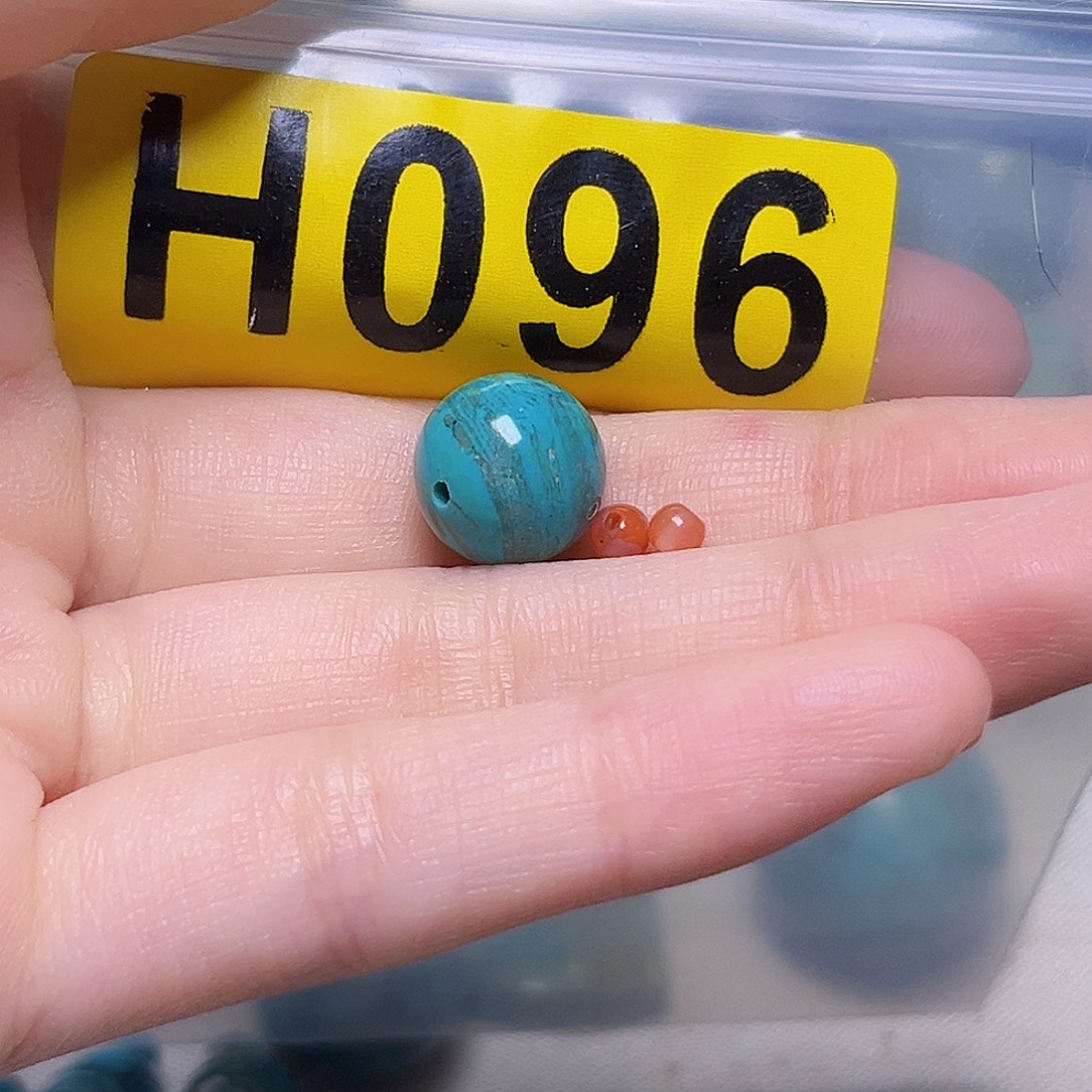 南红玛瑙未镶嵌珠宝奇石