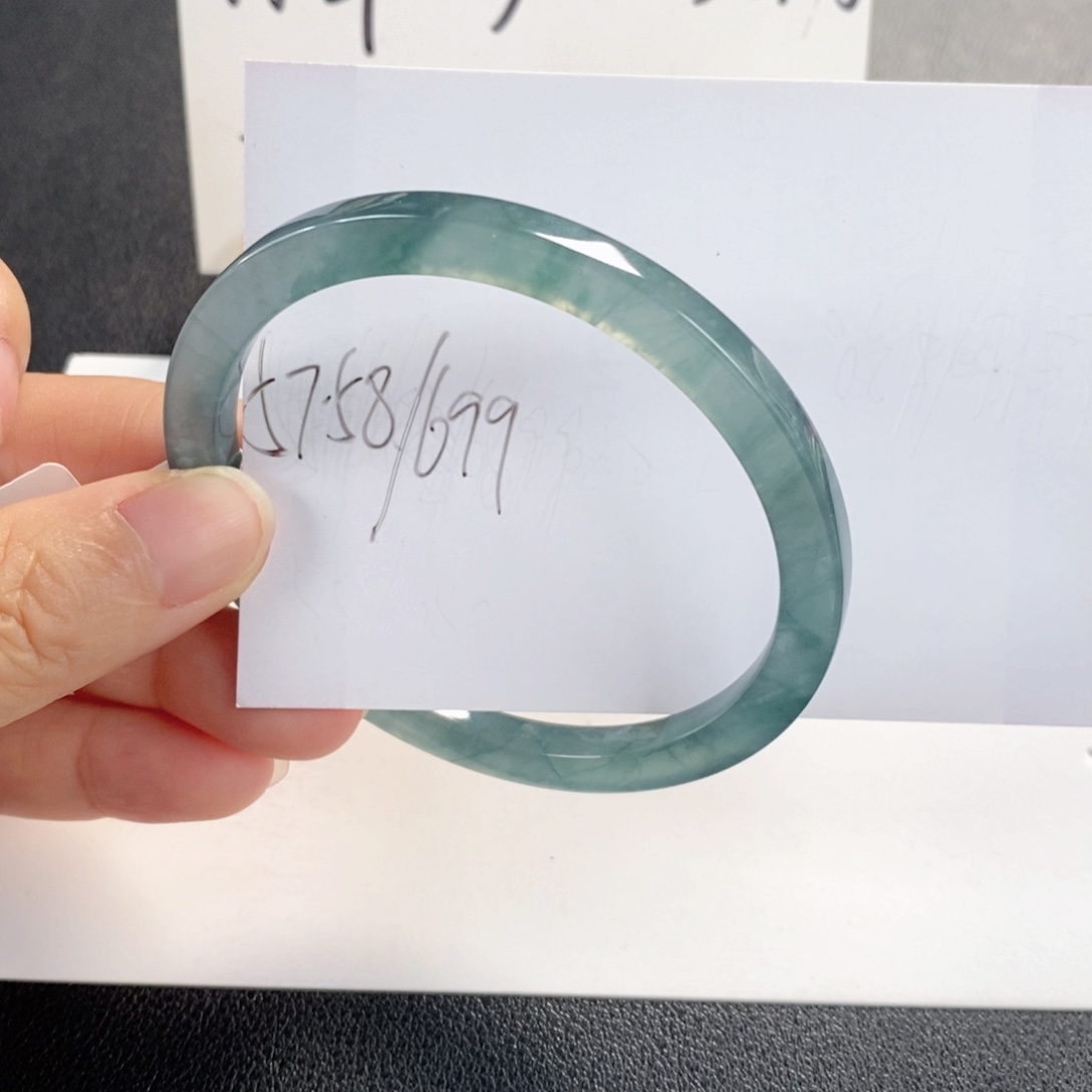 翡翠未镶嵌手镯天然翡翠