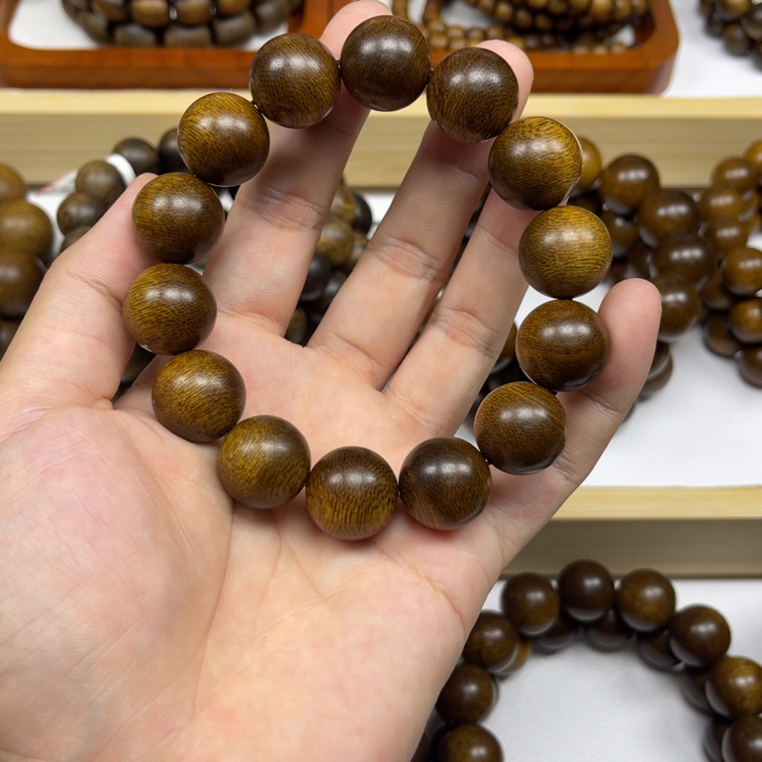 沉香手串越南芽庄黄棋楠1.6