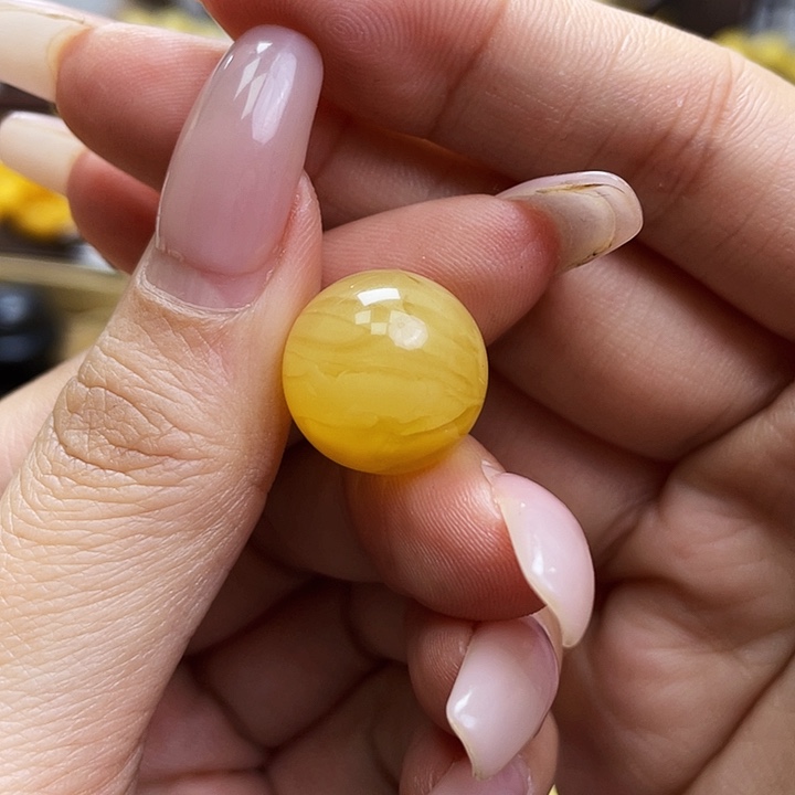 琥珀裸石未镶嵌单珠尺寸16.3mm微瑕