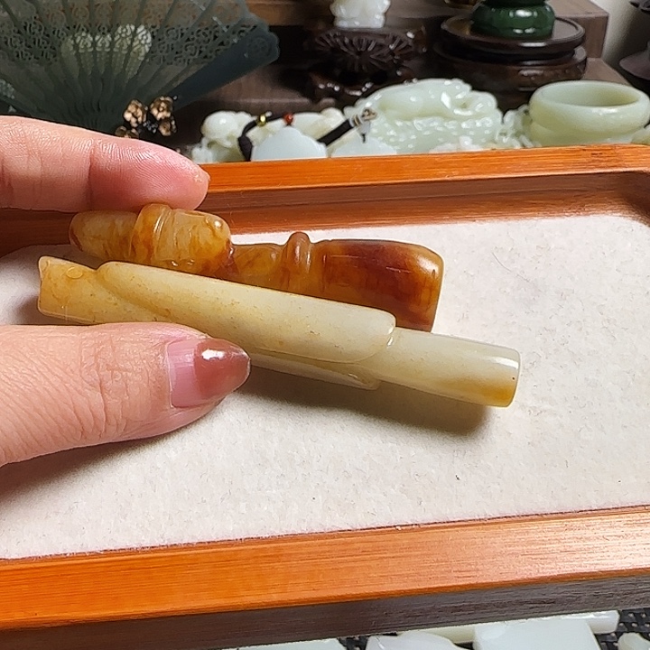 金***草瓷片新号开播瓷盘一件