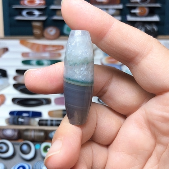 未镶嵌颈饰玛瑙/玉髓