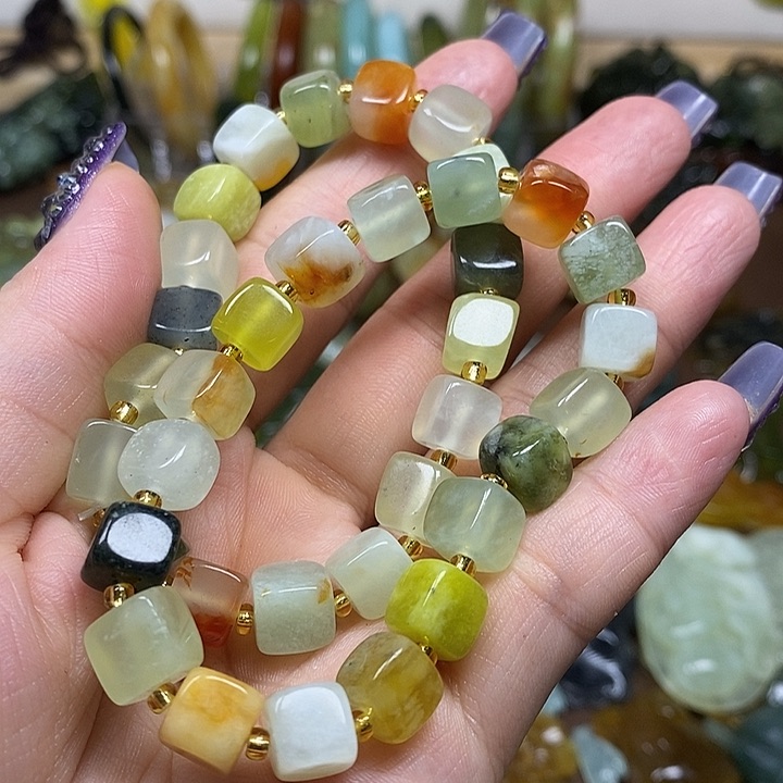 蛇纹石玉手串未镶嵌