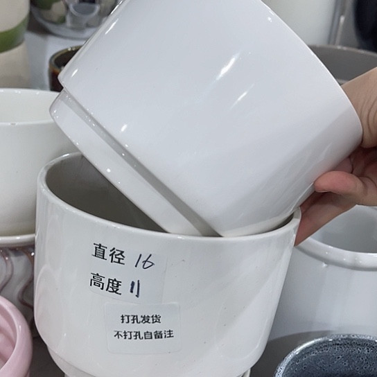 多肉绿植陶瓷花盆9.9包邮，有孔
