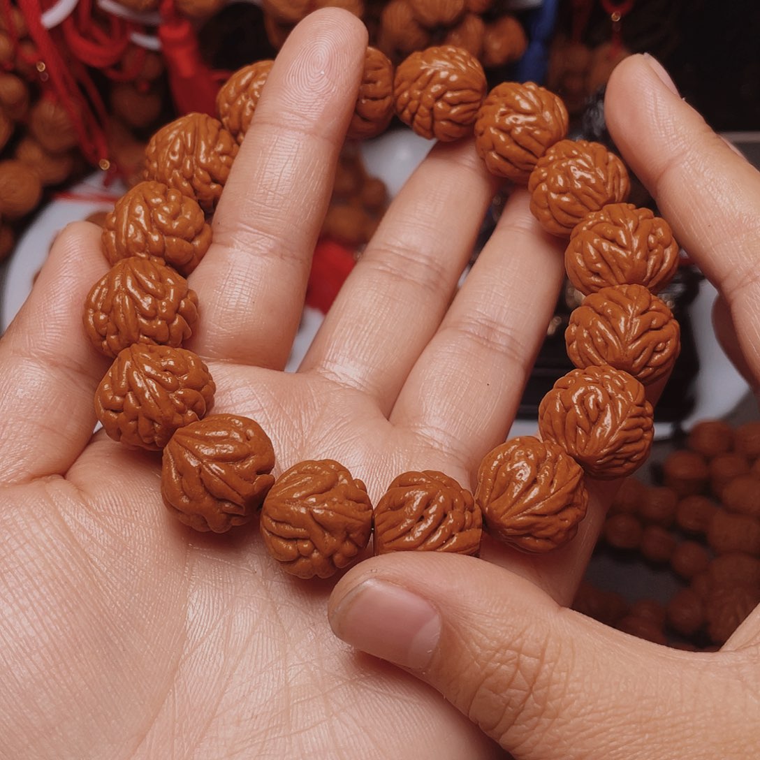 笑***天桃核吊坠龙纹桃枭