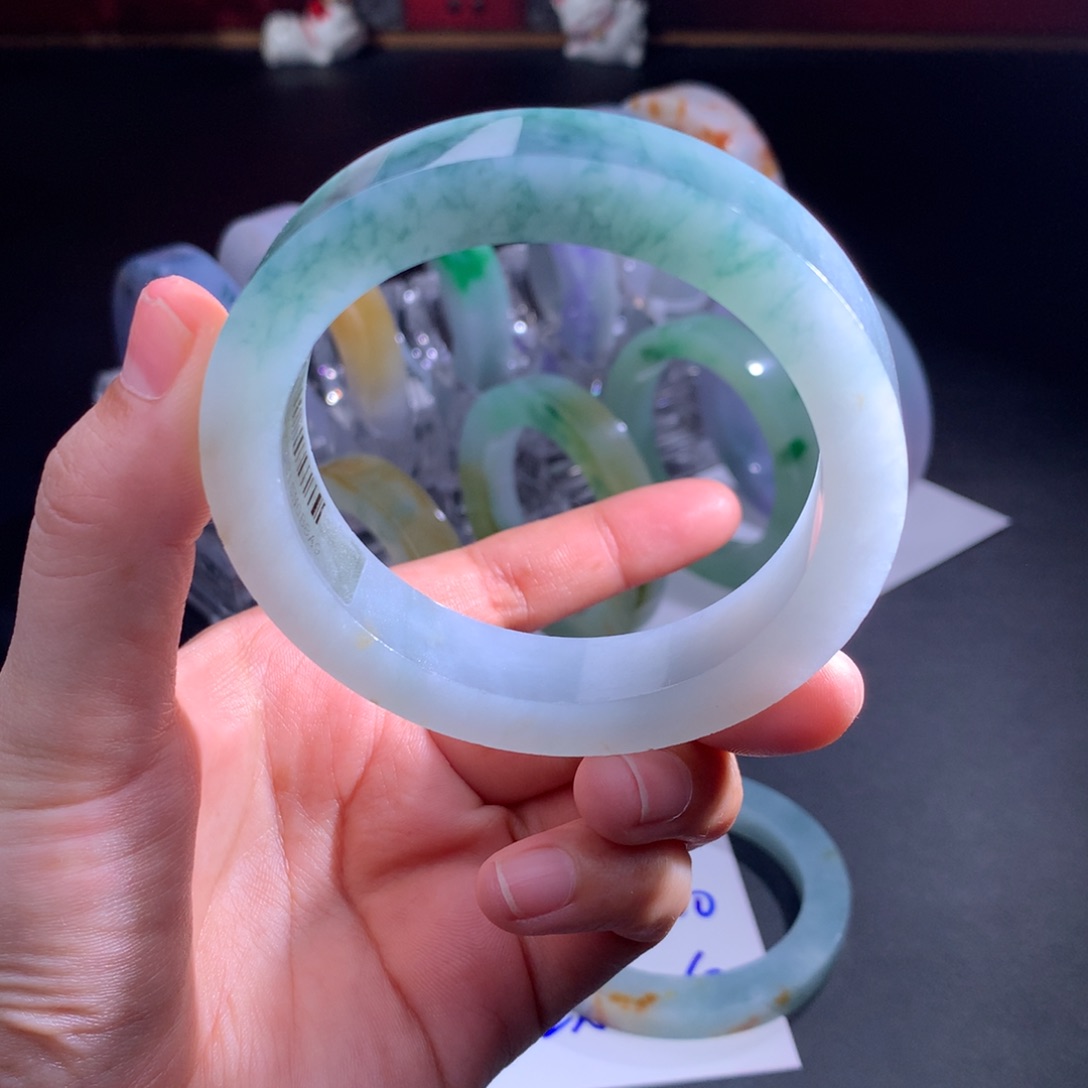 定制翡翠未镶嵌特价大漏