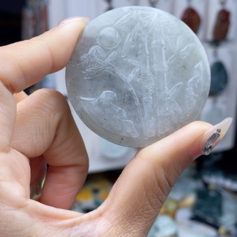 翡翠颈饰未镶嵌翡翠