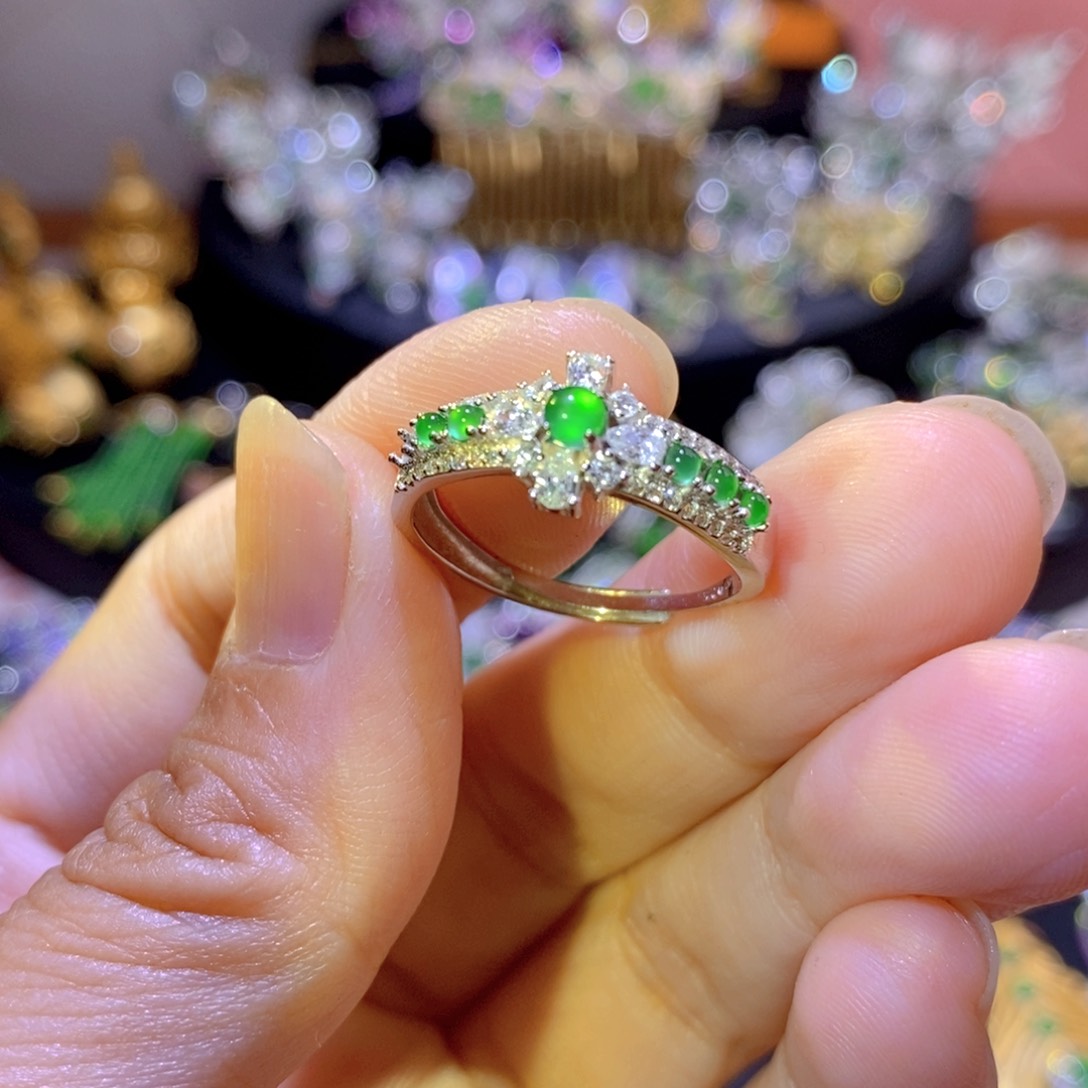 翡翠银S925镶嵌项圈