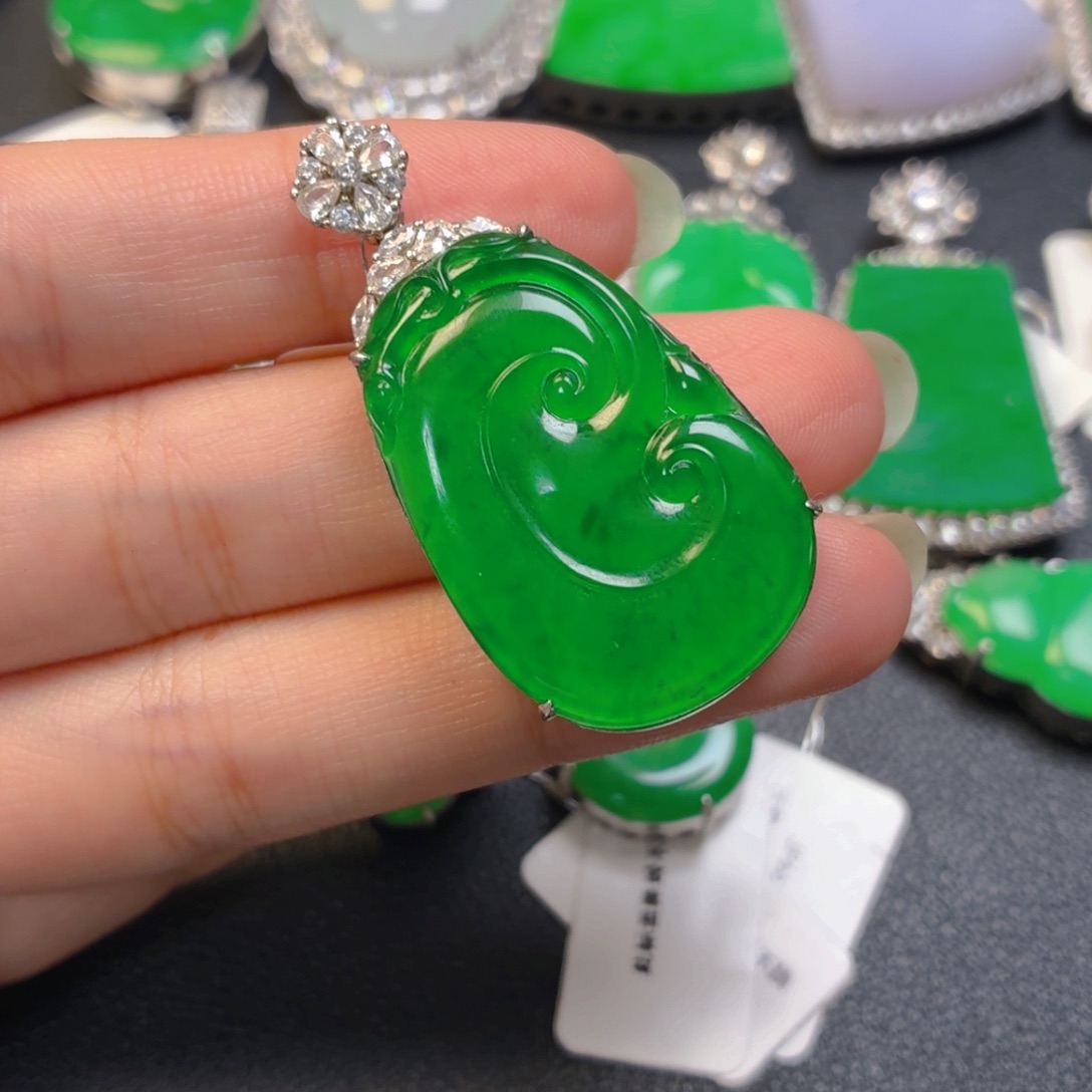 翡翠银S925镶嵌颈饰