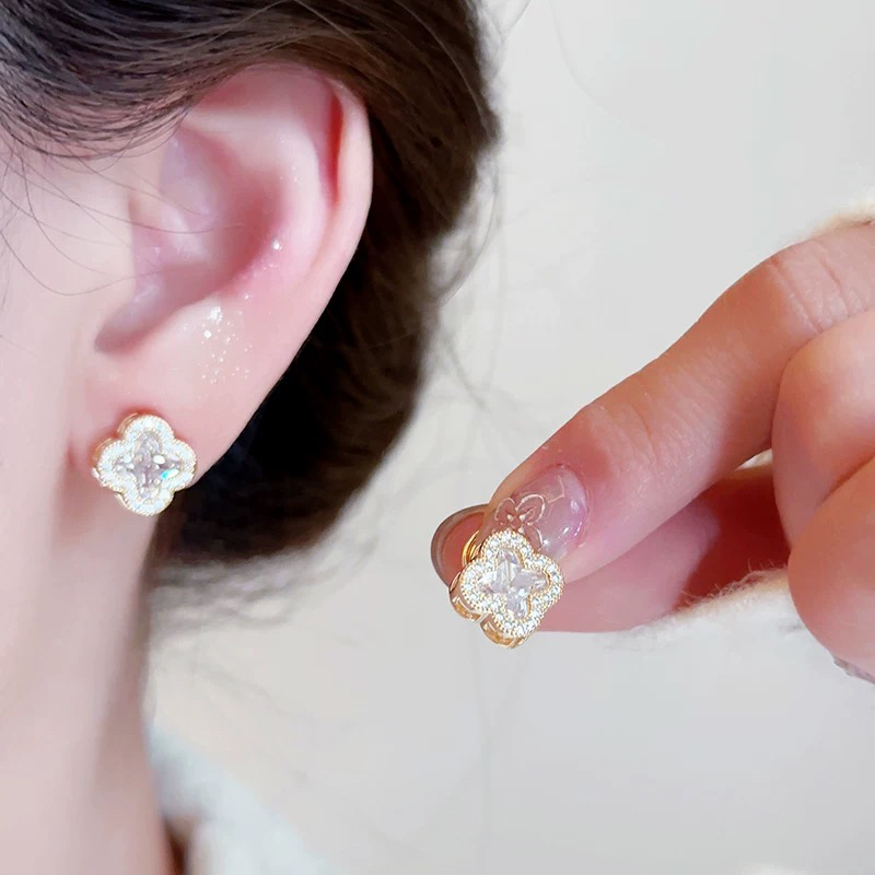 铜合金耳饰 1037 「幸运符号」轻奢高级感四叶草耳钉立体小众设计感