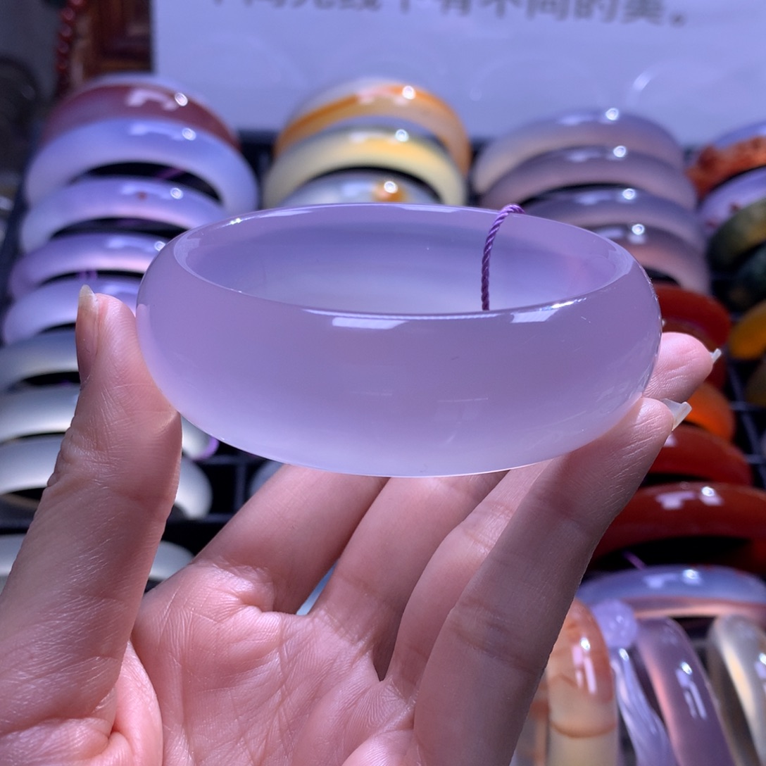 【闪购商品】玛瑙/玉髓手镯未镶嵌阳**?