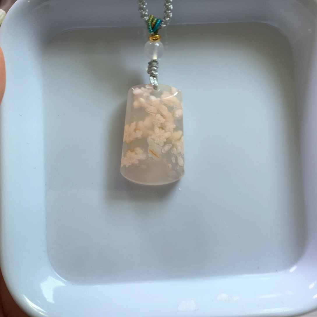 玛瑙/玉髓项圈未镶嵌