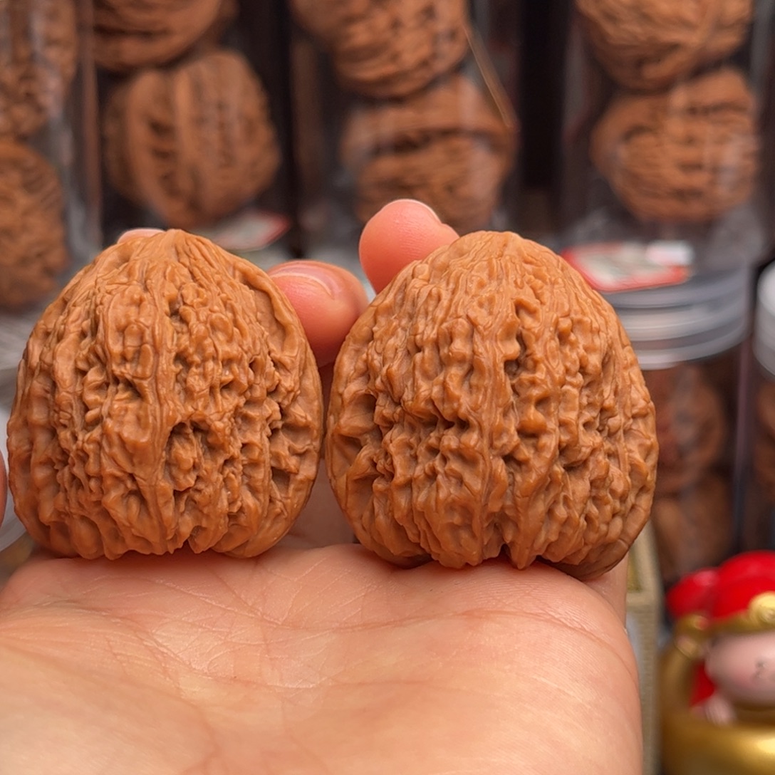 文玩核桃把件逐鹿南疆 37-37-39 奥底 溜肩 十字尖