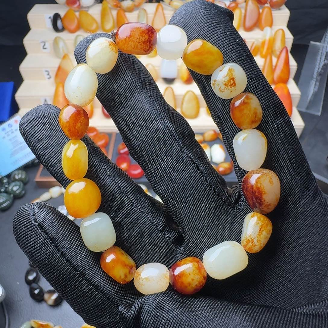 和田玉手串未镶嵌