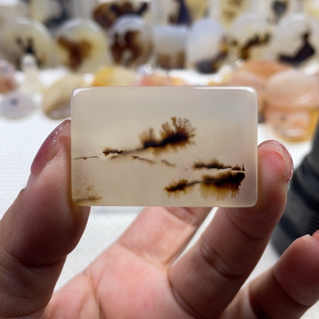 玛瑙/玉髓未镶嵌颈饰