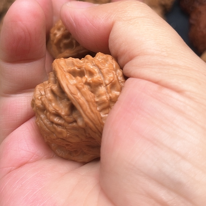 文玩核桃吊坠的**啊我想要