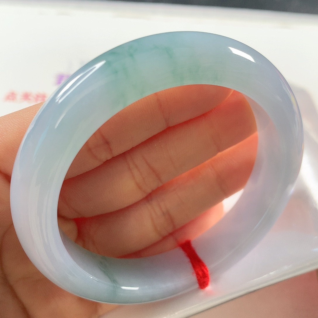 翡翠手镯未镶嵌 正圈①⑥④