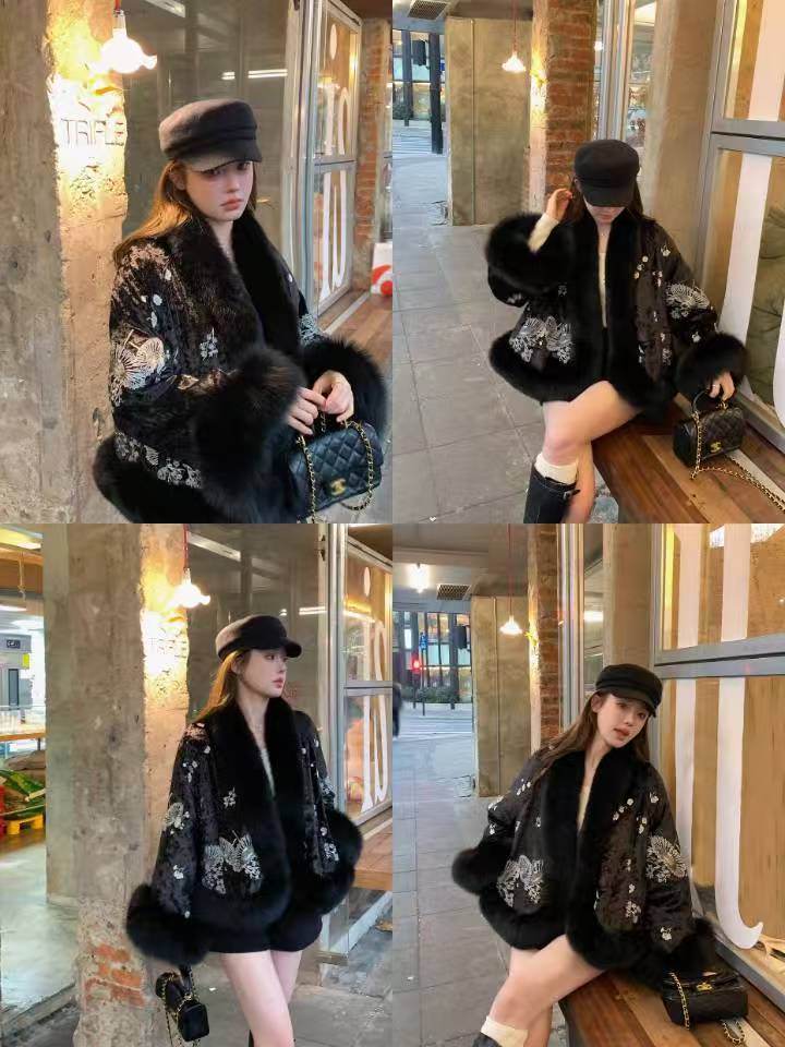 大码新中式国风提花夹棉盘扣外套女2025冬季新款高级感撞色