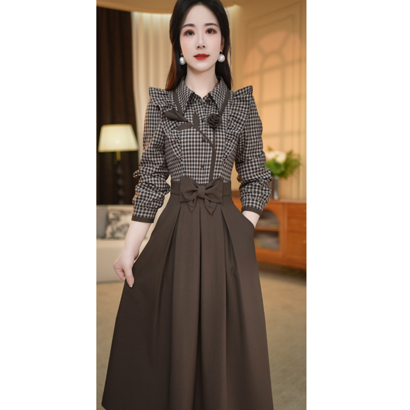 玖慕美拉德色连衣裙2025秋新款流行广州十三行爆款衬衫式a字裙子