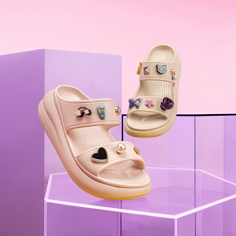 CROCS/卡骆驰【经典泡芙凉鞋】百搭休闲增高鞋洞洞鞋凉拖|207670