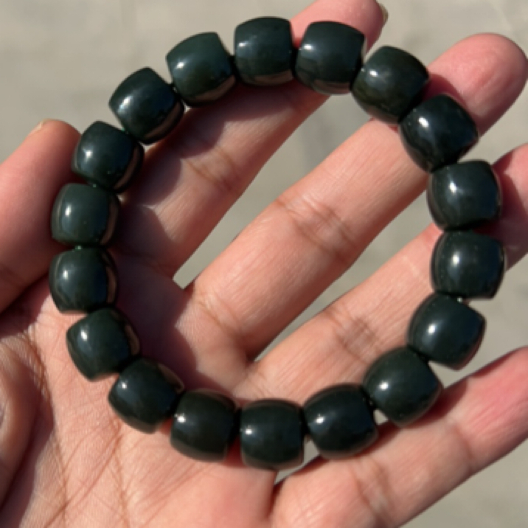 新疆和田玉黑青且末蓝调老型直切珠经典手串12