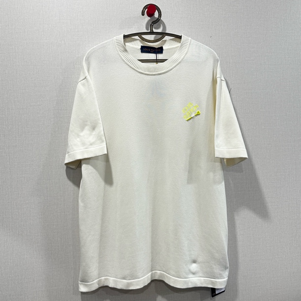 99新 LouisVuitton/路易威登 黄色别针短袖 尺码：XL 11248