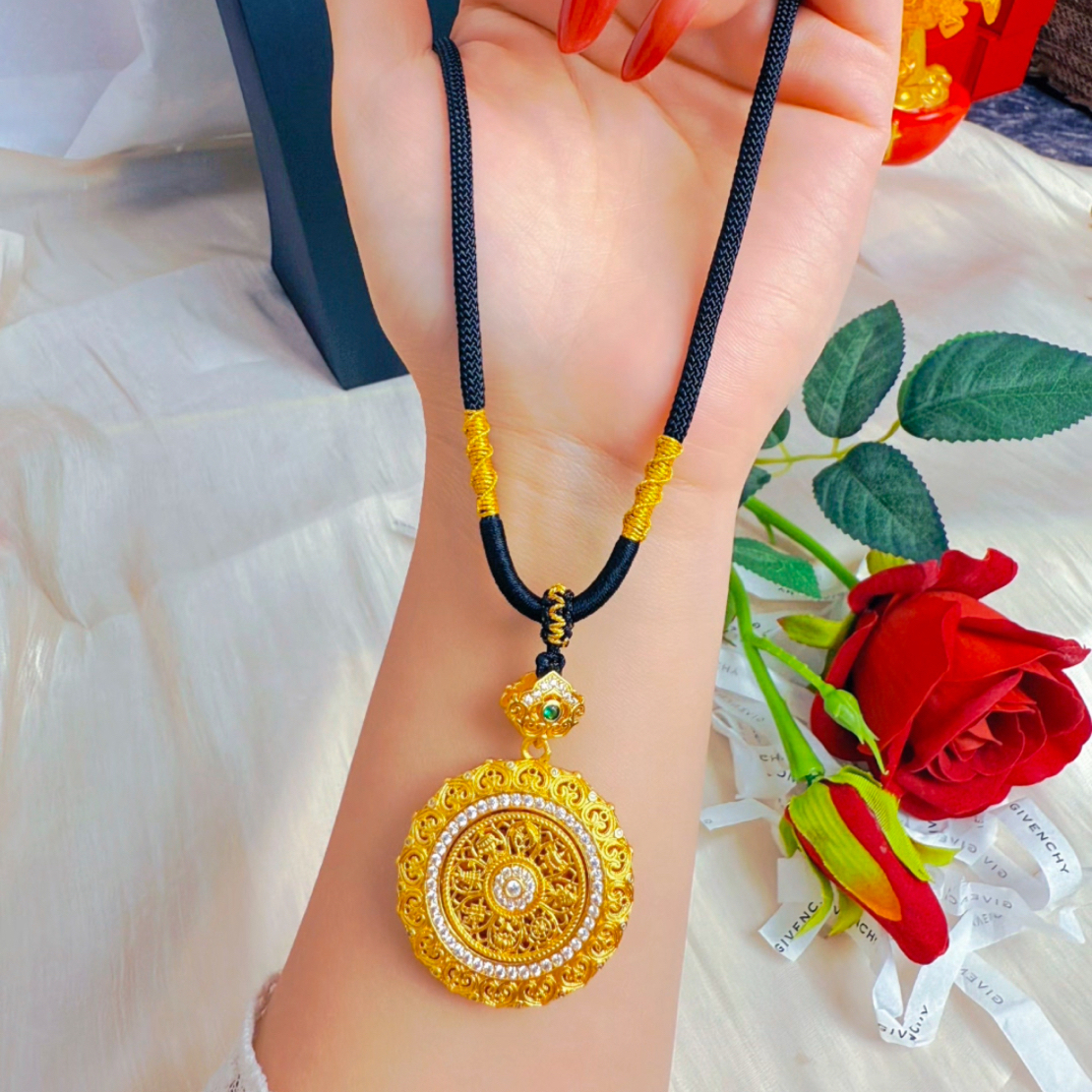 铜合金吊坠 精工版八宝罗盘可转动镶嵌莫桑钻吊坠项链毛衣链