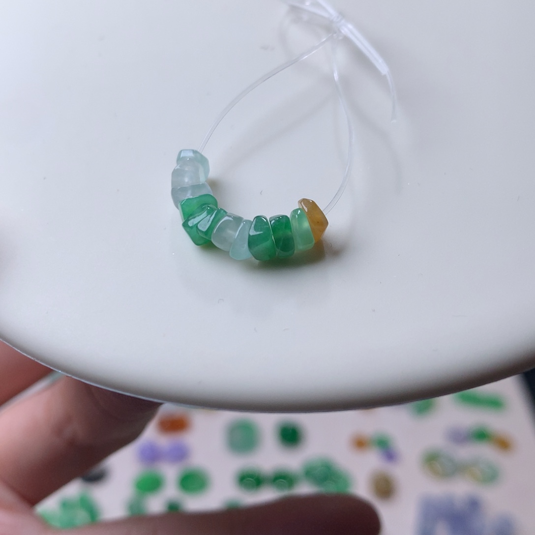 翡翠散珠天然翡翠